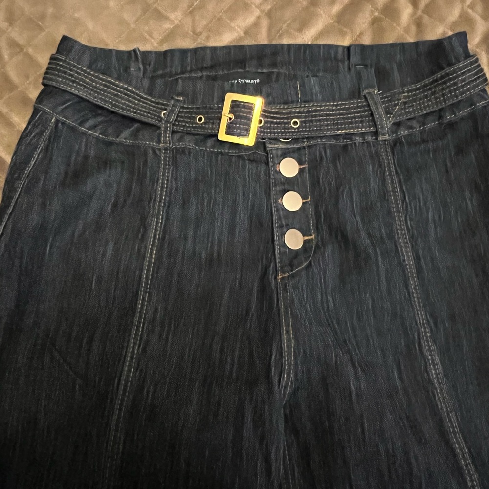 Dark blue denim trouser jeans with button closure & matching belt